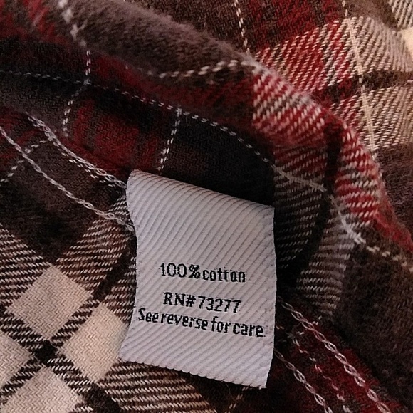 Croft & Barrow Men's Red Long Sleeve Casual Shirt - Picture 5 of 8